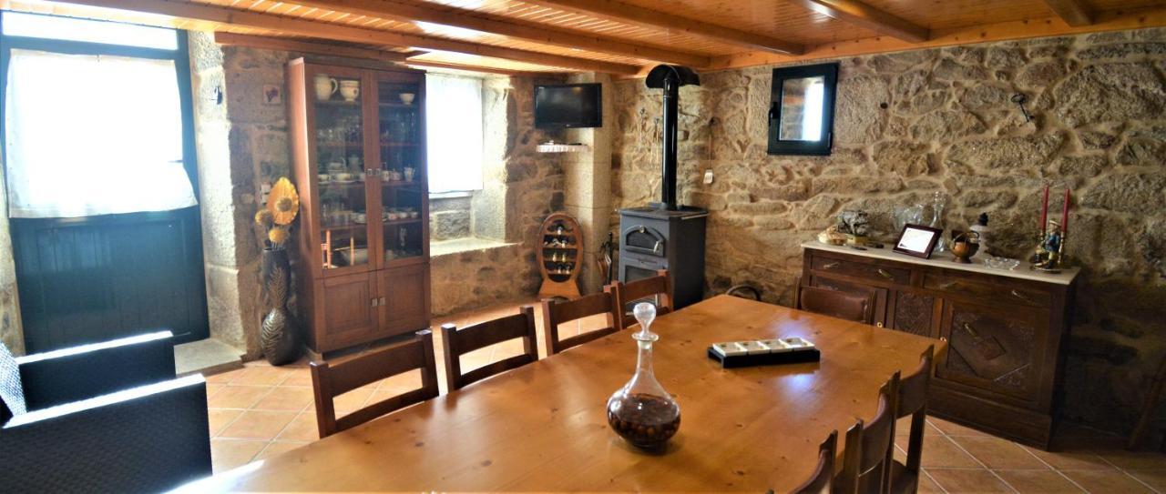 Galihost - A Casa Das Barreiras Meis المظهر الخارجي الصورة