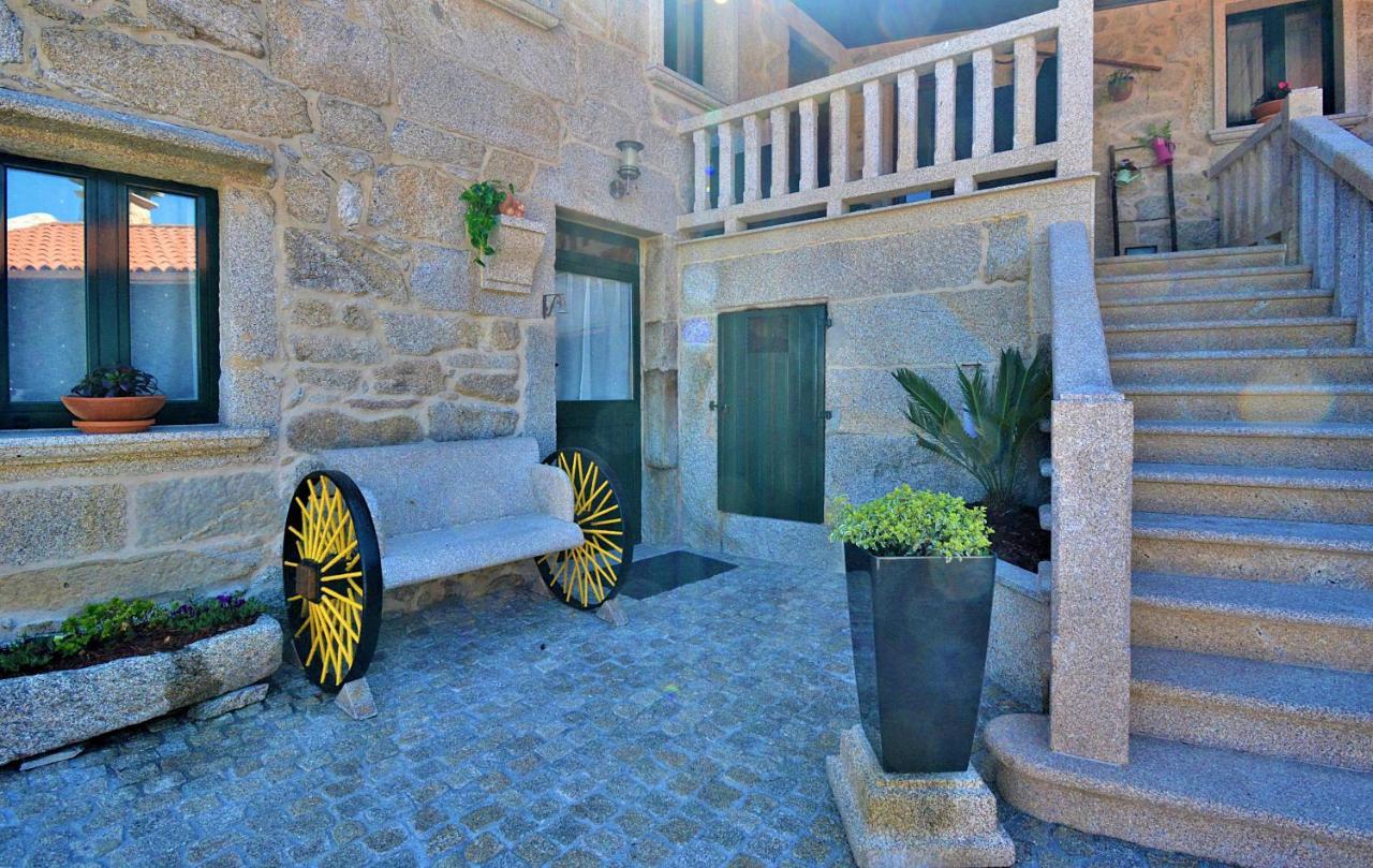 Galihost - A Casa Das Barreiras Meis المظهر الخارجي الصورة